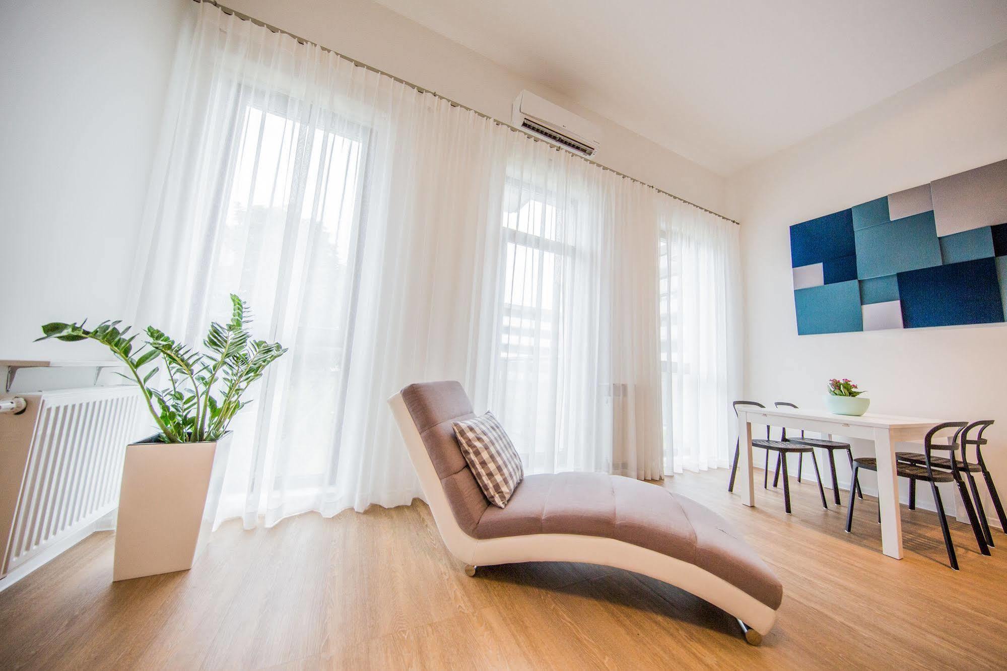 Mojito Apartments - Botanica Vratislav Exteriér fotografie